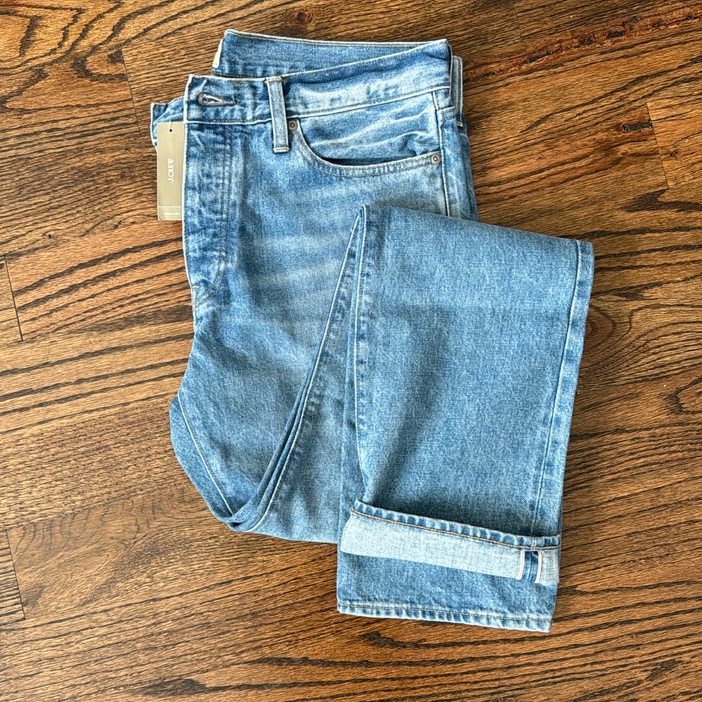 J. Crew 770 Straight Selvedge Jeans Light Wash 33/34 NEW, butterfly